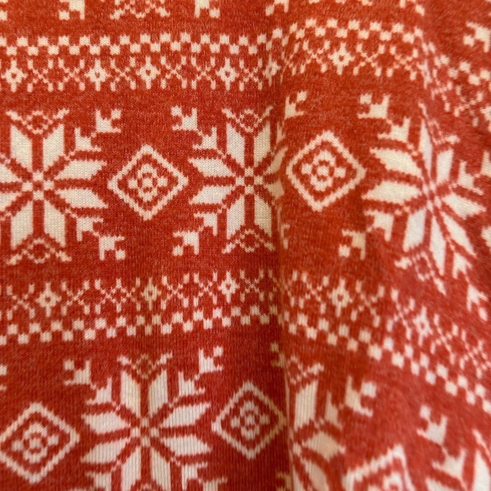 American Eagle Red Coral Snowflake Cropped Lounge Top Long Sleeve Holiday XL NWT